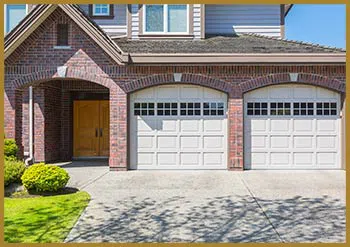 United Garage Doors Copiague, NY 631-731-1671 - serv-gar-gr-47m